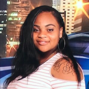 Meet your Posher, Aneisha